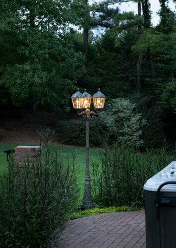 Royal bulb triple solar lamps